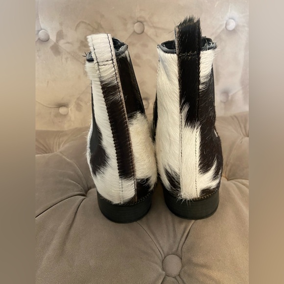 Womens cowhide booties size 9 - Picture 4 of 8